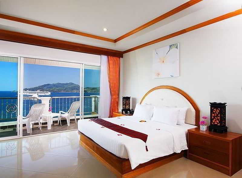 Blue Beach Club & Resort Patong Exterior foto